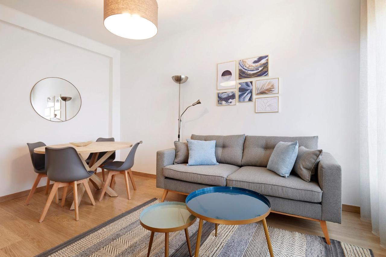 Fisa Rentals Aribau Barcellona Esterno foto