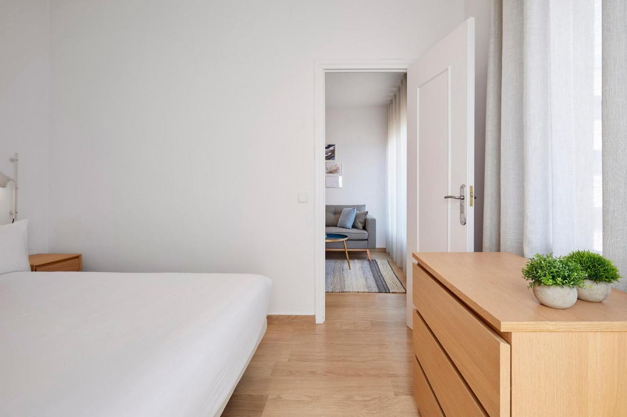 Fisa Rentals Aribau Barcellona Esterno foto